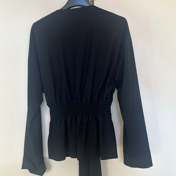 NWT Authentic FENDI  Button Down Jacket with Belt Size 44 - Picture 2 of 5